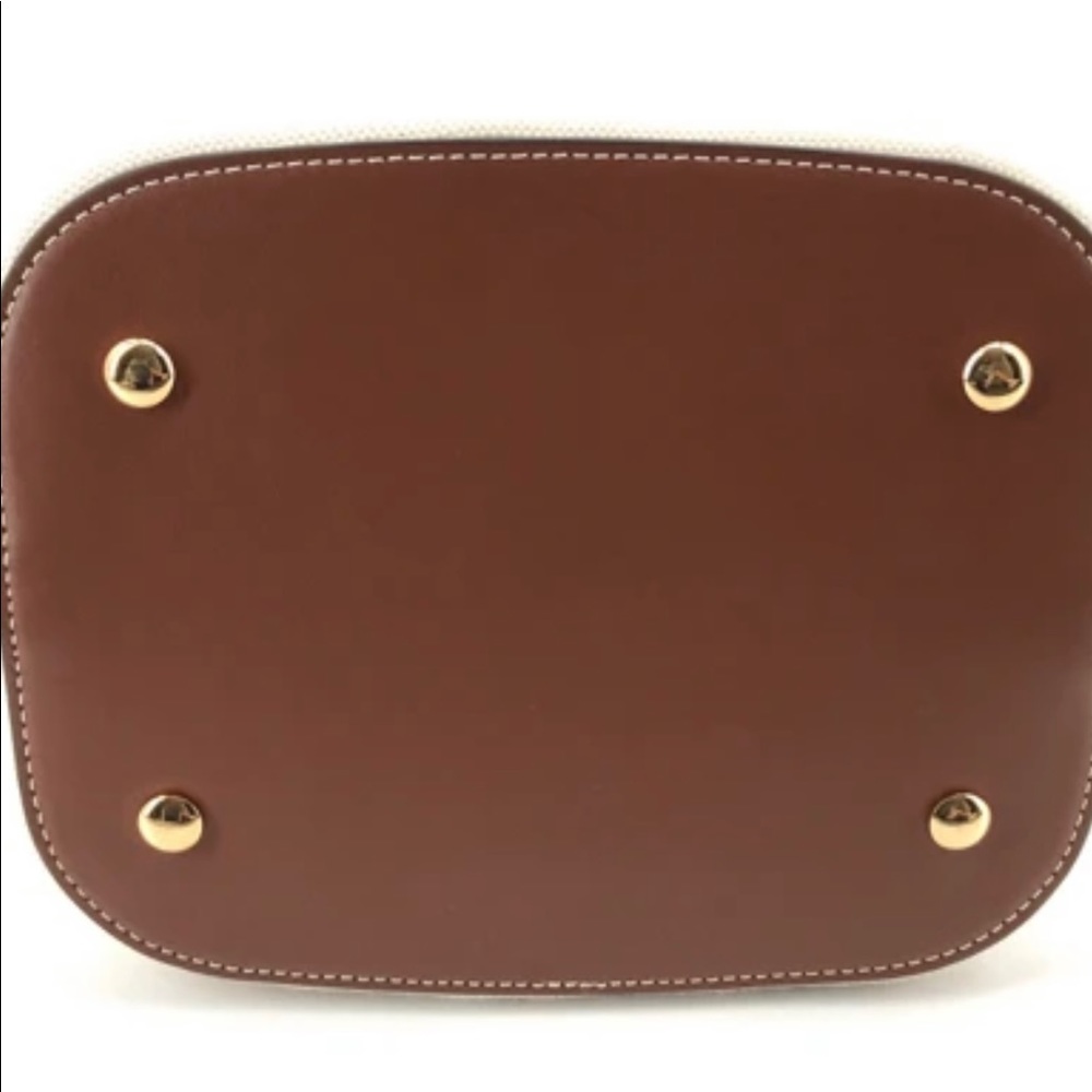 Burberry Logo Graphic Peggy - Picture 4 of 6